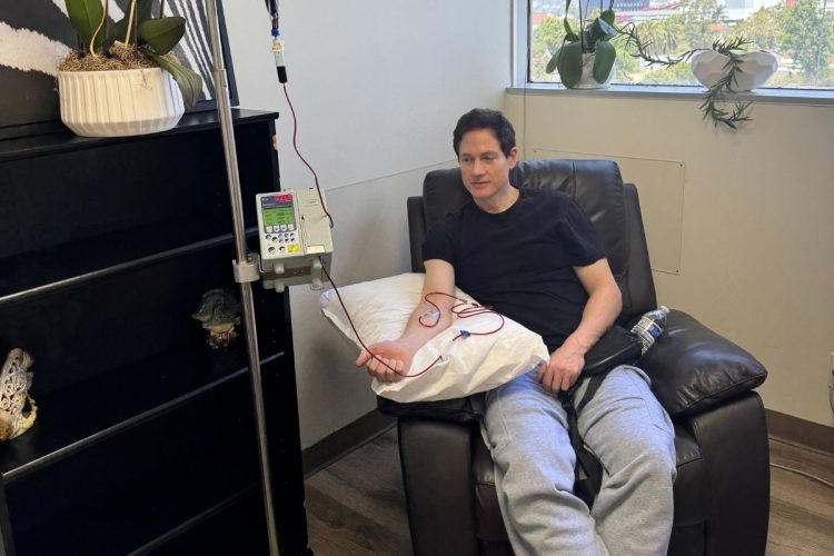Bryan Johnson, il biohacker rivela una malattia incurabile