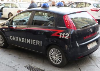 Napoli, 12enne accoltellato