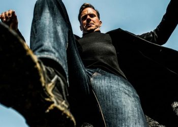 Citizen Vigilante arriva in Italia: il film rilanciato da Elon Musk divide il pubblico