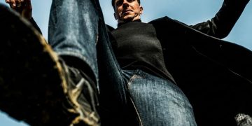 Citizen Vigilante arriva in Italia: il film rilanciato da Elon Musk divide il pubblico