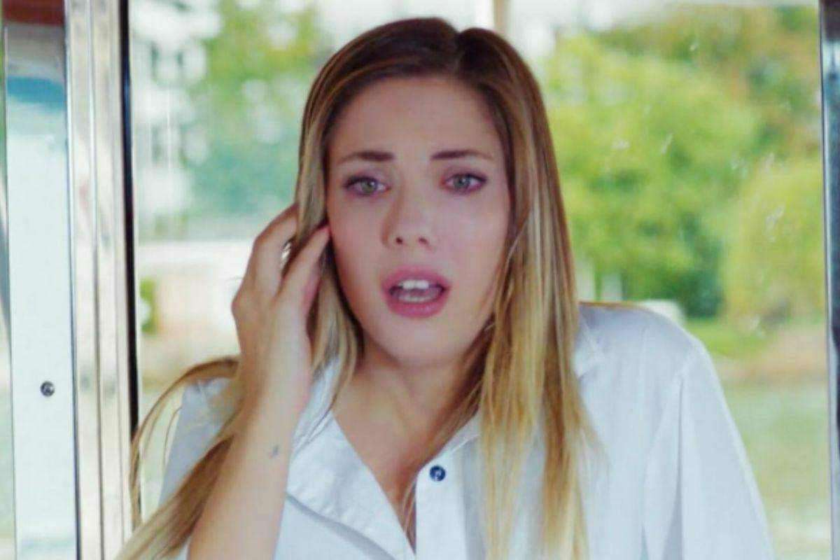 Forbidden Fruit, protagonista