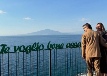 Ida Di Filippo sposa Pietro Albano: la guida di stile per gli invitati conquista i social