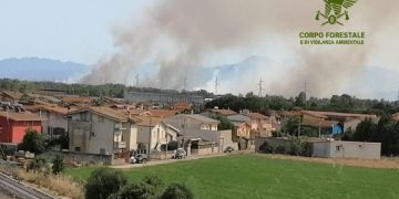 Incendi nel sud ovest della Sardegna