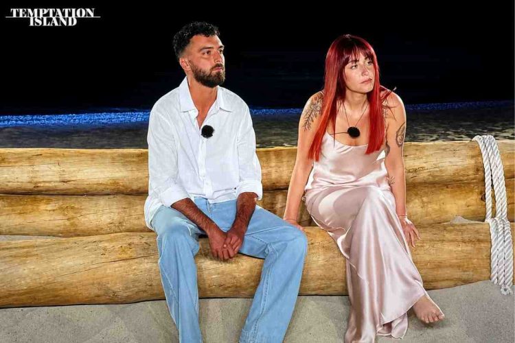 Iris e Andrea al falò di confronto