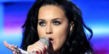 Katy Perry DNC July 2016 (cropped).jpg