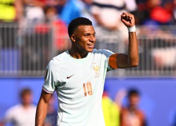 Kylian Mbappé (France) celebrates after scoring the 1-0 goal.jpg