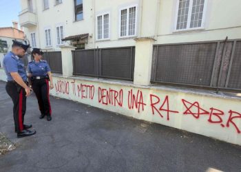 La scritta contro Nordio apparsa in via Portuense a Roma
