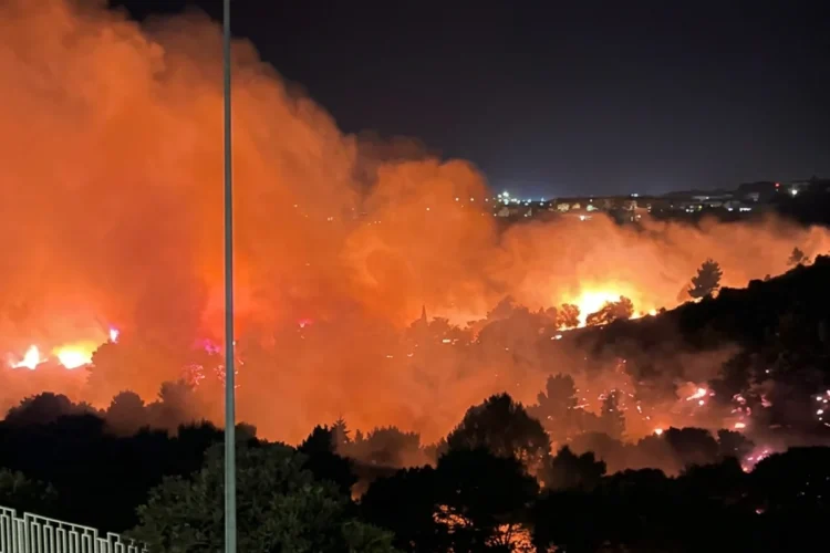 Madrid incendio 40mila evacuati