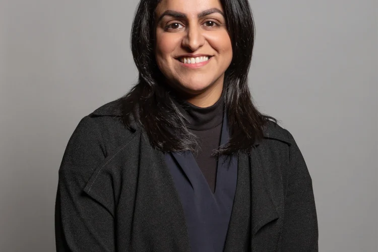 Il Regno unito dichiara fuorilegge i Pasdaran - nella foto, Shabana Mahmood, la ministra dell'interno che ha dato il via all'iniziativa