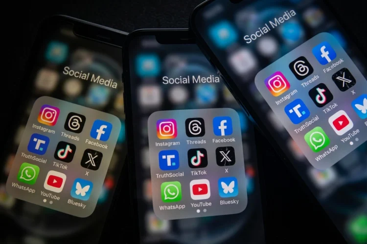 Meta lancia generatori AI di immagini e video