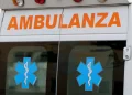 Napoli, conducente uccide sessantenne - nella foto, il retro di un'ambulanza