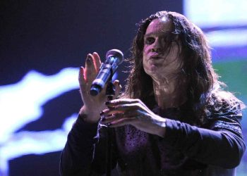 Ozzy Osbourne, Sharon rivela: "I medici gli dissero che stava morendo prima dell'ultimo concerto"