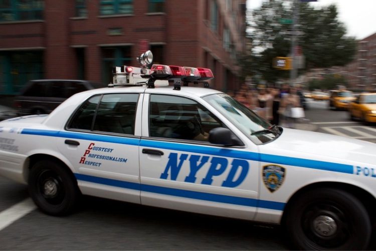 Polizia-di-New-York-5-07-26-alanews.jpg