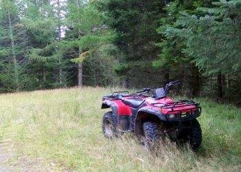 Quad bike, Glen Doll - geograph.org.uk - 1534420.jpg