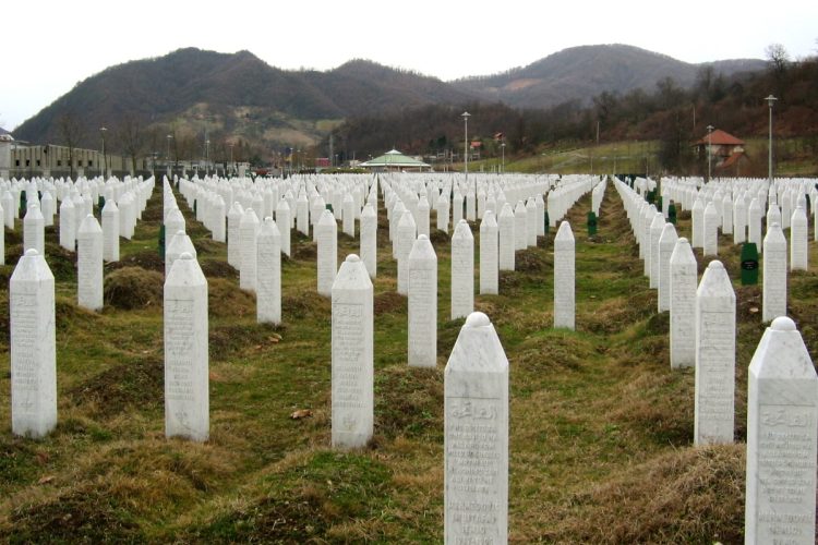 Srebrenica massacre memorial gravestones 2009 1.jpg