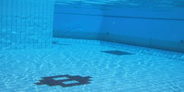 Una piscina