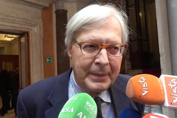 Vittorio Sgarbi torna in pubblico alla Milanesiana: “Sono qui per Elisabetta”