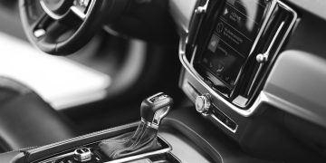 amybutri-car-8906098_1280.jpg