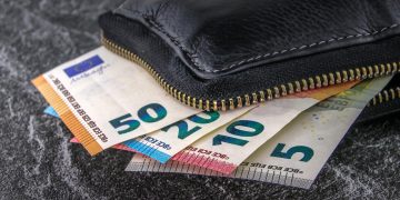 analogicus-money-3918183_1280.jpg