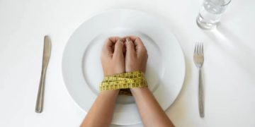 Anoressia, scoperto un ormone che potrebbe cambiare la cura della malattia