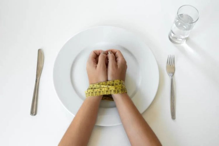 Anoressia, scoperto un ormone che potrebbe cambiare la cura della malattia