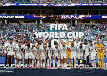 Nazionale inglese festeggia terzo posto Coppa del Mondo FIFA 2026
