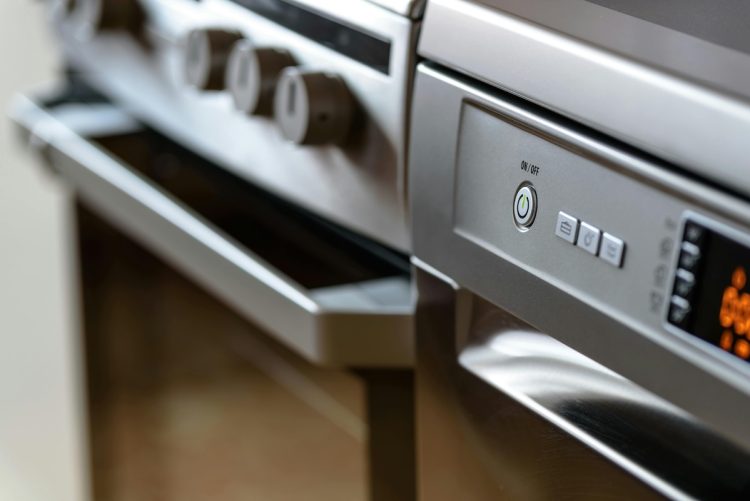 Bonus elettrodomestici 2025 fino a 200 euro: requisiti, modalità e come ottenerlo senza click day
