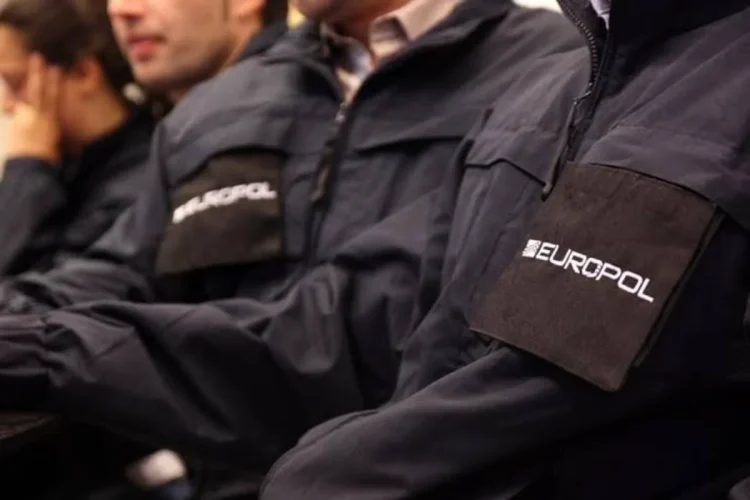 Rete pedofila online: 57 arresti in Europa, usavano droghe per sedare le vittime