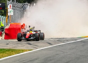 Hamilton a muro in Belgio