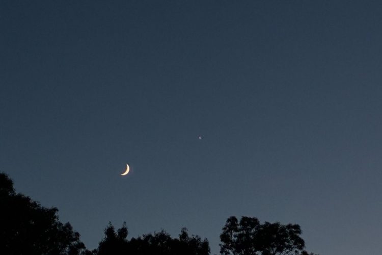 Luna e Venere, arriva il "bacio celeste": quando vedere la congiunzione a occhio nudo