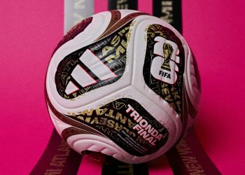 Adidas svela Trionda Final, il pallone per le semifinali del Mondiale 2026