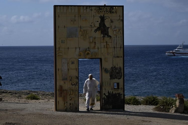 Papa Leone XIV a Lampedusa