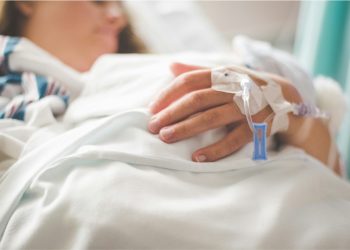 Angioma scambiato per tumore, sottoposta a 57 chemio: Asl e medico condannati a risarcire 1,3 milioni