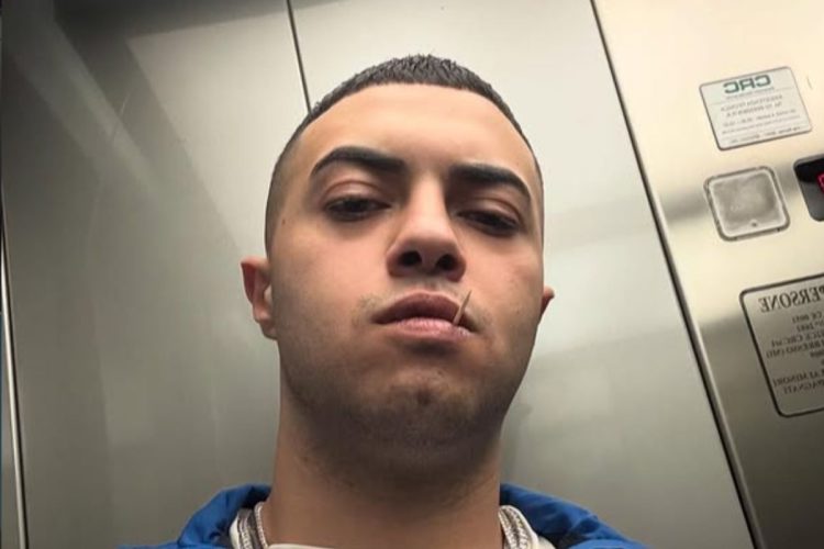 Sacky indagato per aggressione a Milano: accusato di aver aggredito due studenti ebrei