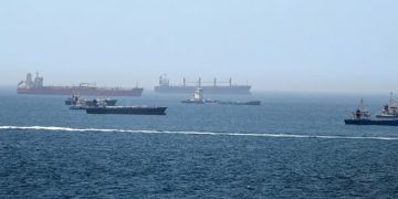 Iran, Trump avverte Teheran: "Se colpite la rete elettrica, la risposta sarà devastante"