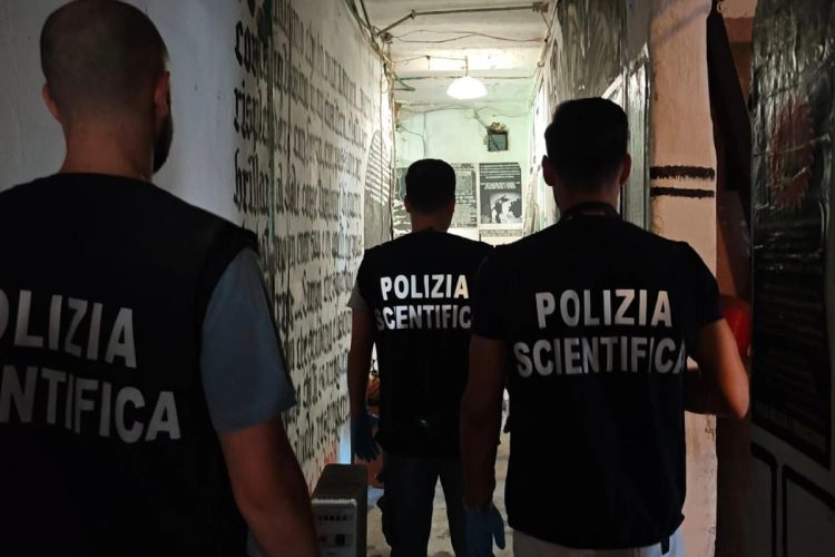Agenti della Digos