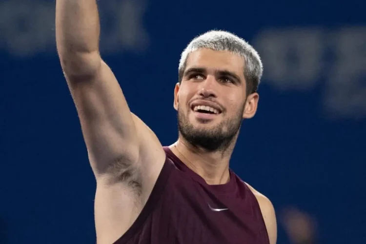Carlos Alcaraz si ritira dal Masters 1000 di Cincinnati: il problema al polso non è ancora superato