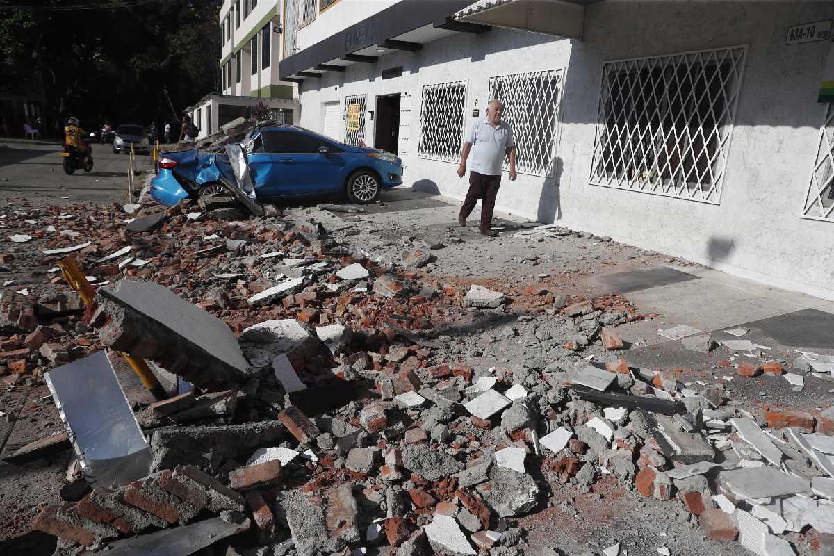 I danni causati dal terremoto in Colombia