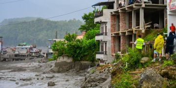 Le conseguenze dell'alluvione che ha travolto Nepal e Tibet