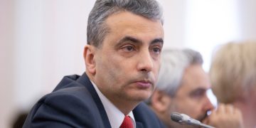 Lev Shlosberg