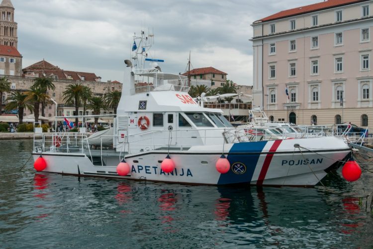 Pojisan, Split (P1080942).jpg