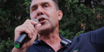 Futuro Nazionale al 7,8%, Vannacci: "Il patriarcato porta bene" - nella foto, Vannacci a un comizio
