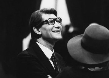 Yves Saint Laurent a 90 anni: cinque modi per riscoprire il couturier