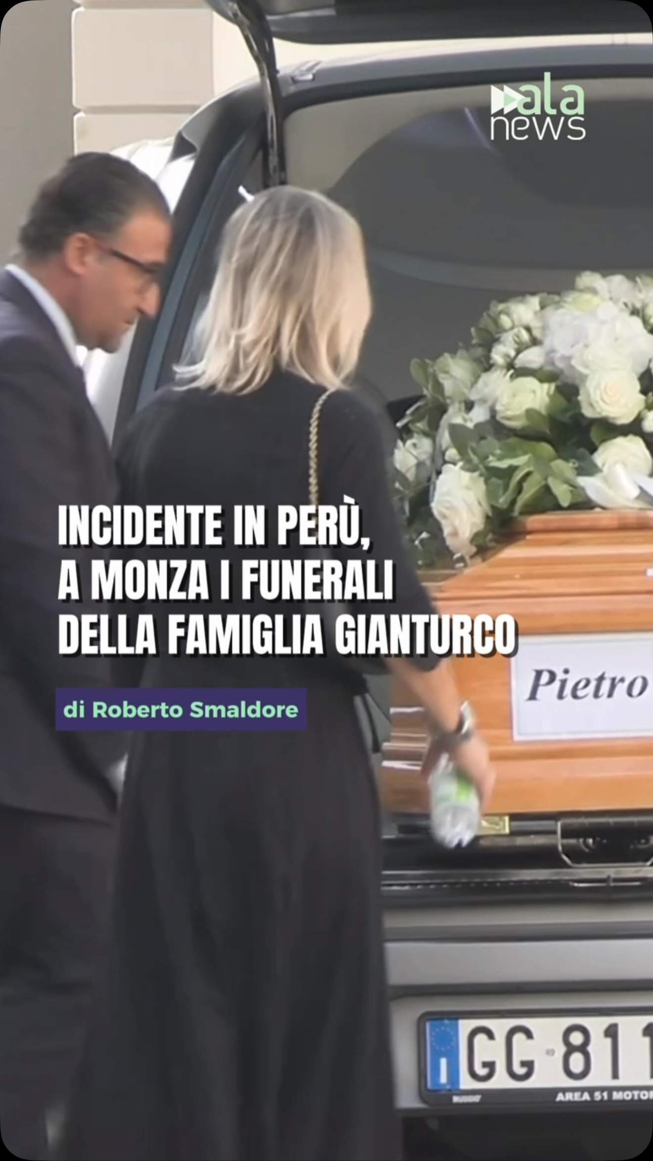 Un Duomo di Monza gremito ha dato oggi l’ultimo saluto a Paolo, Cristina, Pietr…