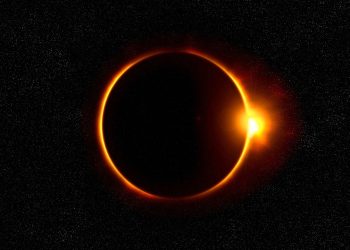 buddy_nath-solar-eclipse-1482921_1280.jpg