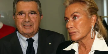 Carlo De Benedetti con la moglie Silvia Monti