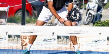 Bordighera, scooter contro bus: morto maestro tennis 28enne, grave passeggera