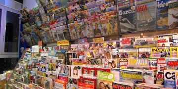 L'edicola non è più nostalgia: beauty e moda ci stanno riportando lì