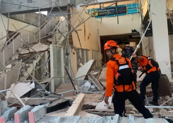 Indonesia, terremoto di magnitudo 7.7: allerta tsunami