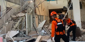 Indonesia, terremoto di magnitudo 7.7: allerta tsunami